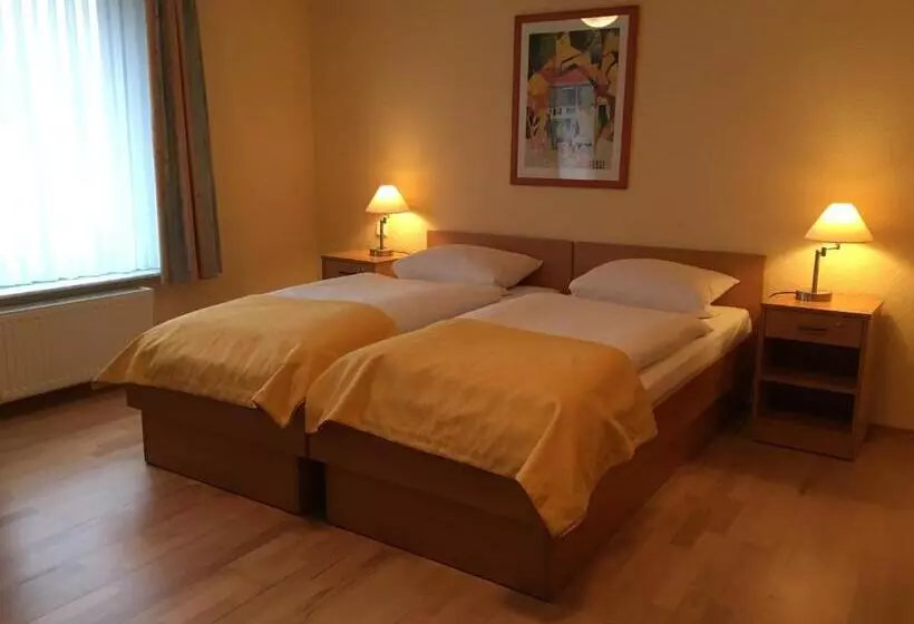 فندق Restaurant Steinkrug