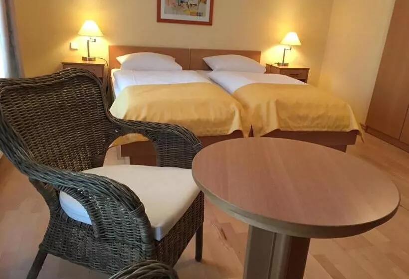 فندق Restaurant Steinkrug