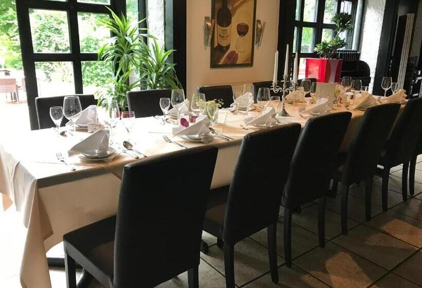 호텔 Restaurant Steinkrug