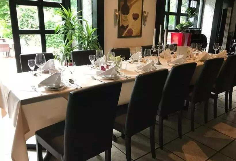 فندق Restaurant Steinkrug