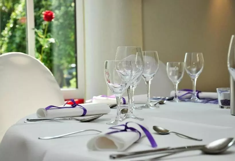 Отель & Restaurant Zum Deutschen Hause