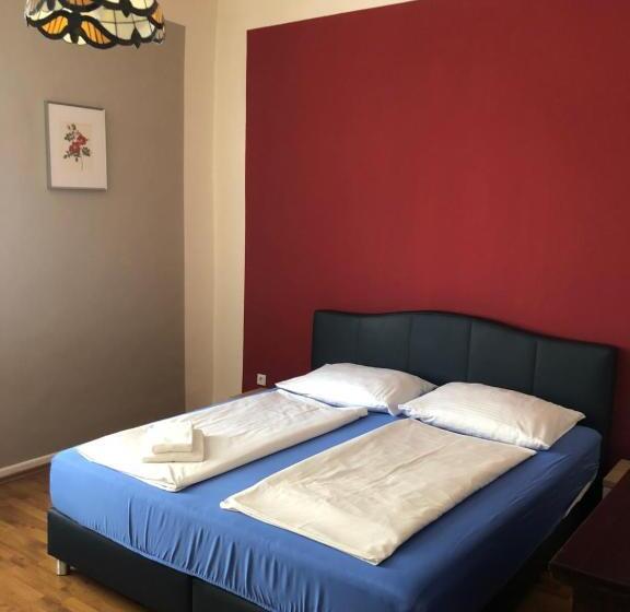 בית מלון כפרי Rheinischer Hof