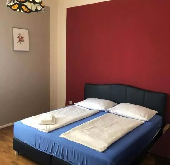 בית מלון כפרי Rheinischer Hof