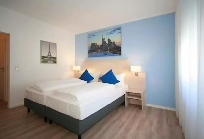 בית מלון כפרי Romer