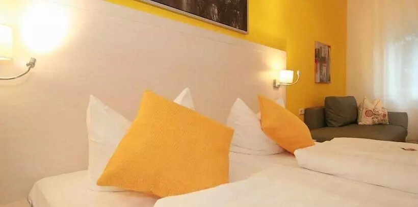 בית מלון כפרי Romer