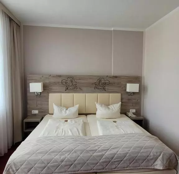 Отель Rosengarten