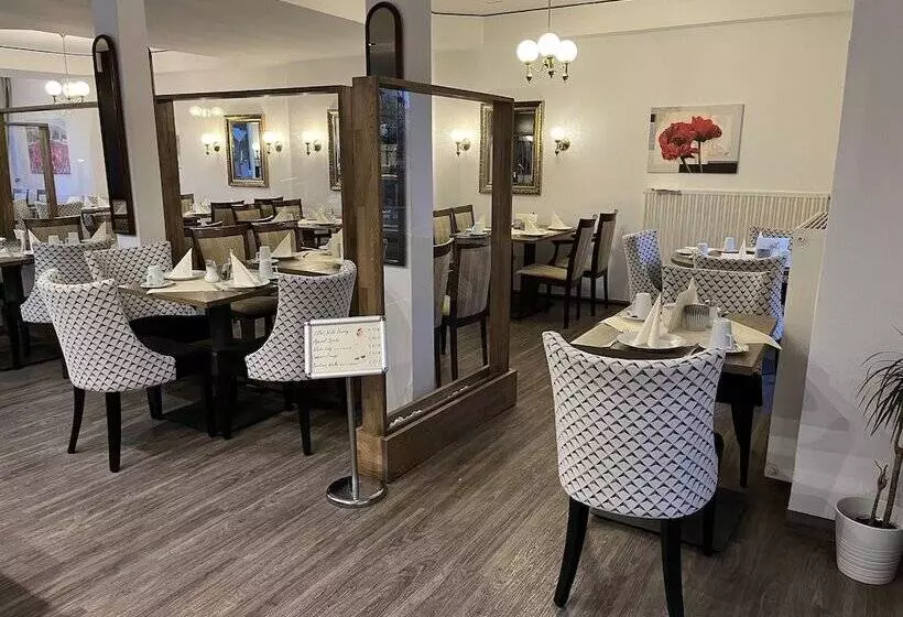 Отель Rosengarten