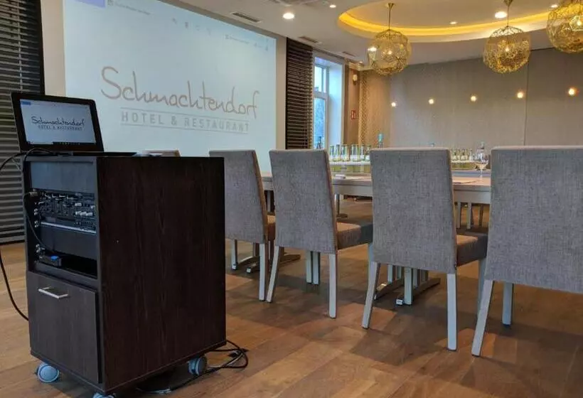 ホテル Schmachtendorf