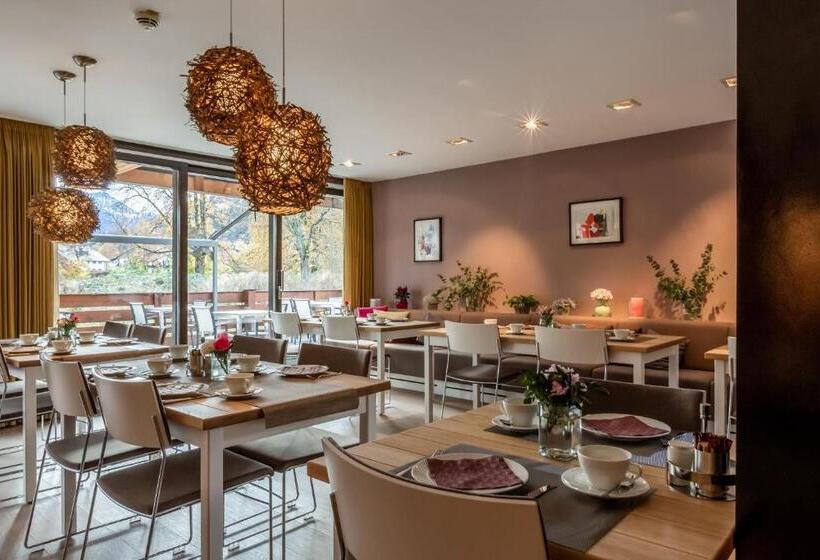 فندق Villa Lago Garni