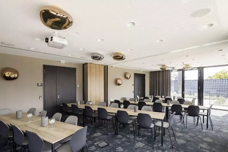 ホテル Wunnerswat Verl