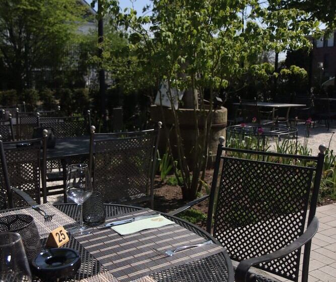 ホテル Wunnerswat Verl