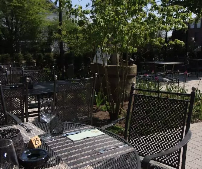 ホテル Wunnerswat Verl