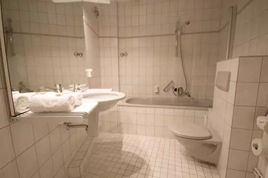 בית מלון כפרי Brusttuch