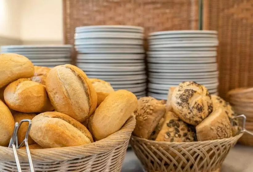 אתר נופש Astoria Easy