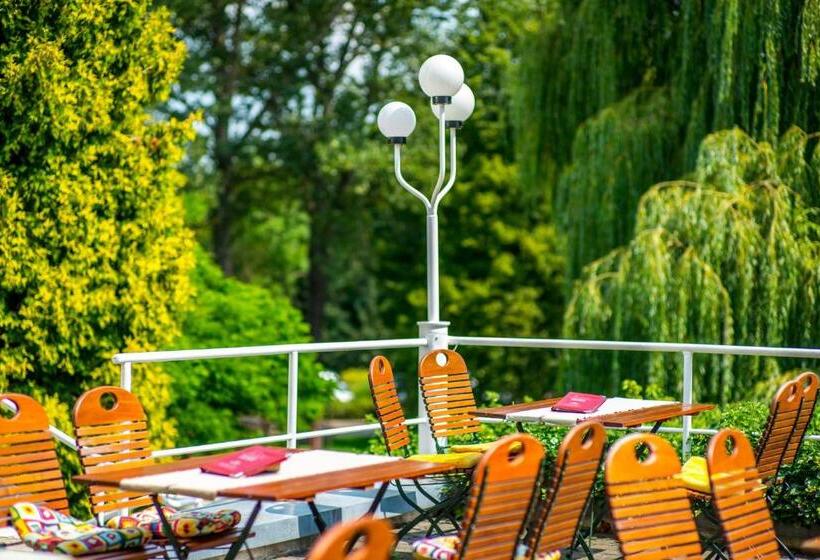 Отель An Der Therme Bad Sulza