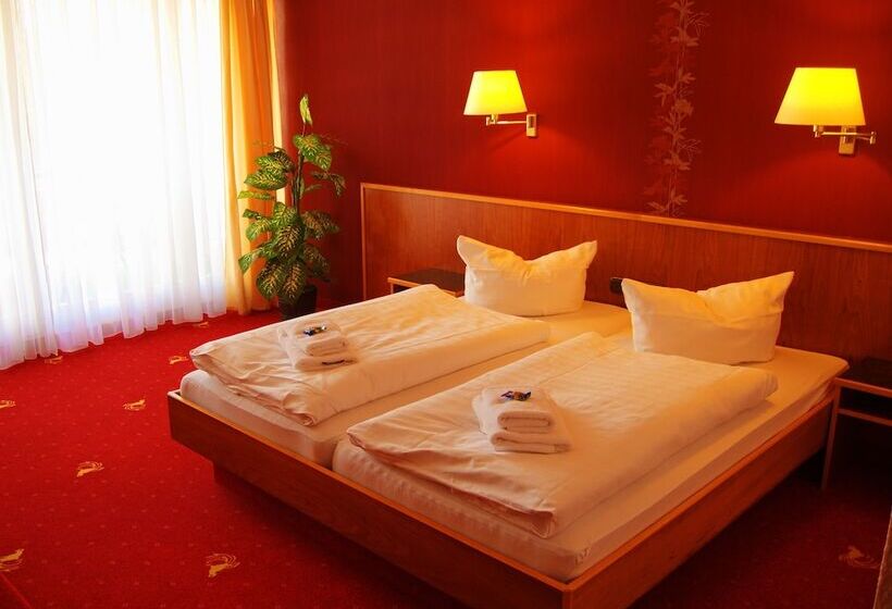 Hotelli Goldener Fasan