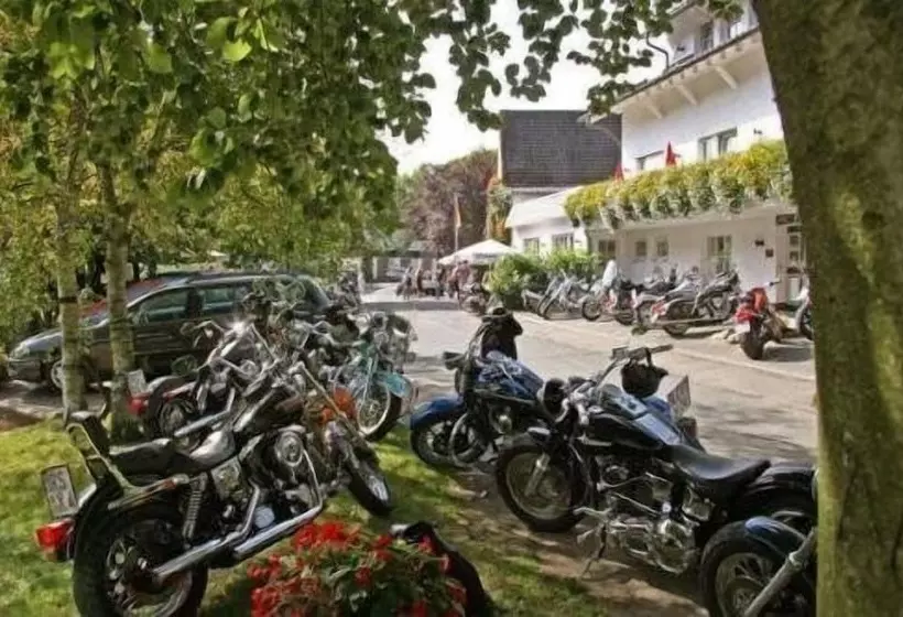 בית מלון כפרי Haus Dumicketal