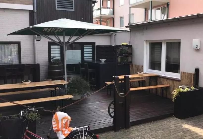 Отель Heinemann