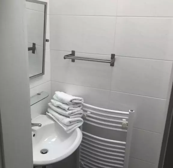 Отель Heinemann