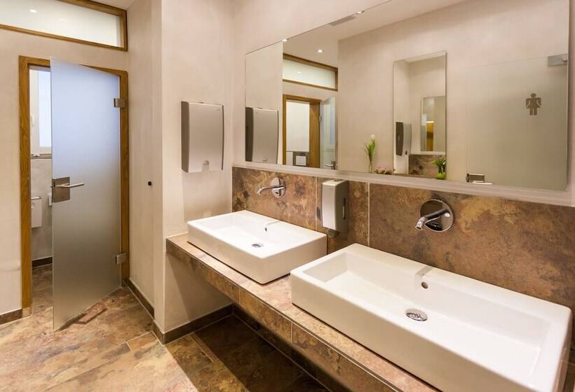 Landhotel Weserblick