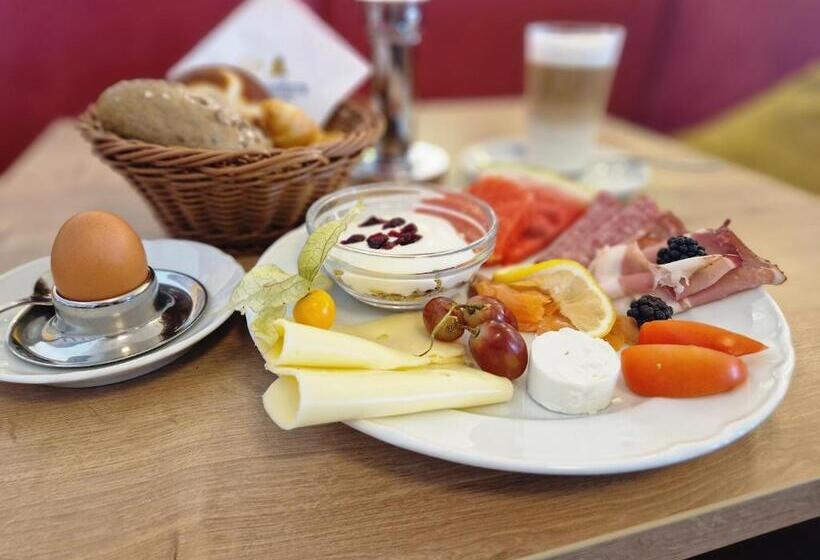 Hotel Raitelberg Resort