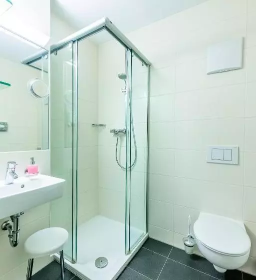 Отель Raitelberg Resort