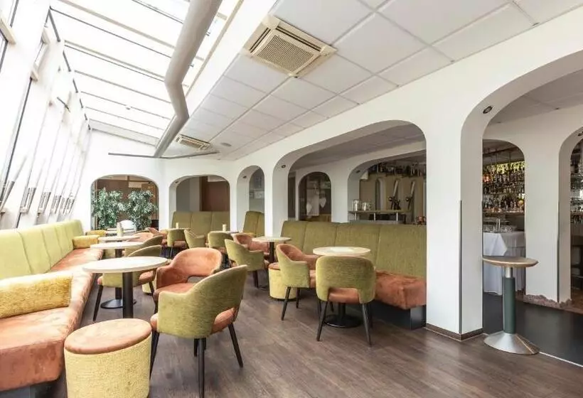 Отель Raitelberg Resort