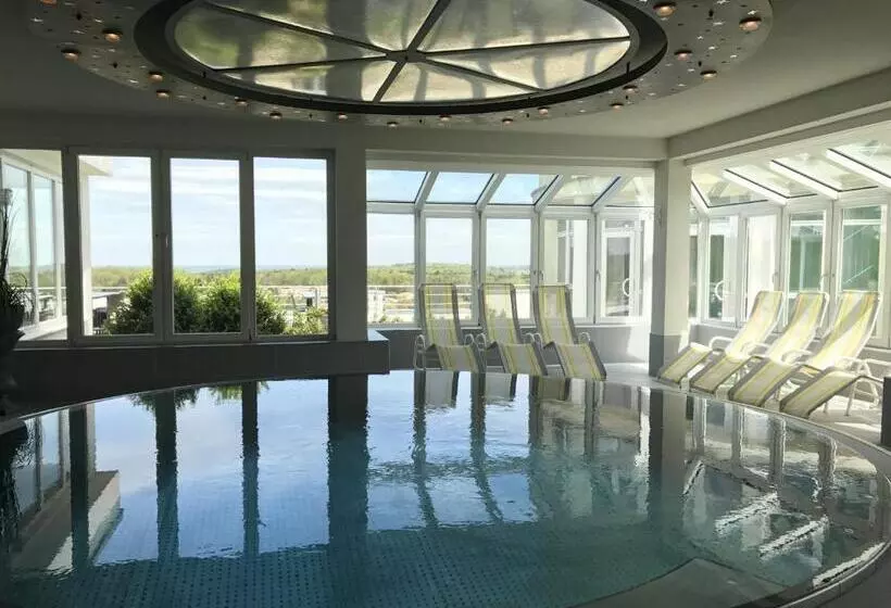 Отель Raitelberg Resort