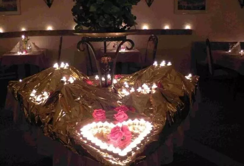 Отель & Restaurant Park Cafe Isa