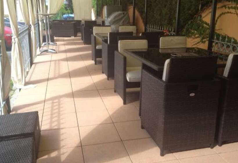 בית מלון כפרי Sperling Mit Eladestation