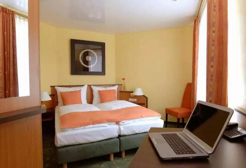 בית מלון כפרי Sperling Mit Eladestation