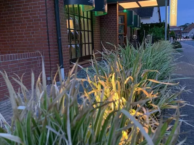 Zeitlos Hotel Und Restaurant Am Fuchsbach