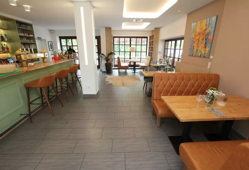 Zeitlos Hotel Und Restaurant Am Fuchsbach