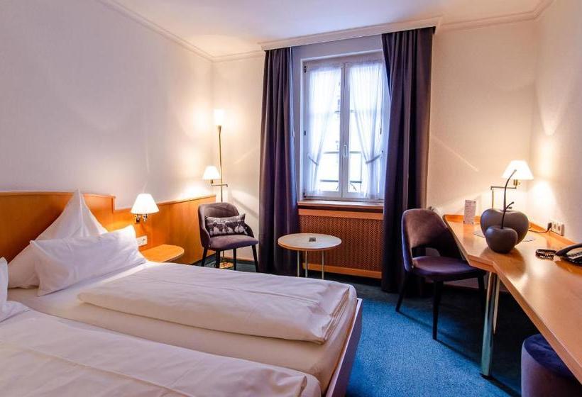 ホテル Gasthof Hecht