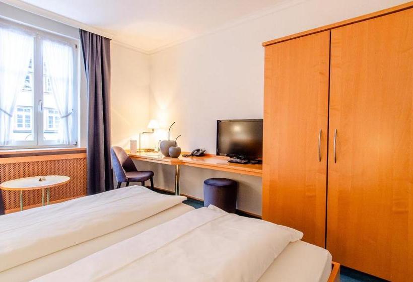 ホテル Gasthof Hecht