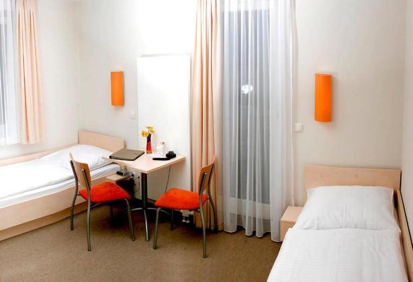 مبيت وإفطار Pension Abendrot