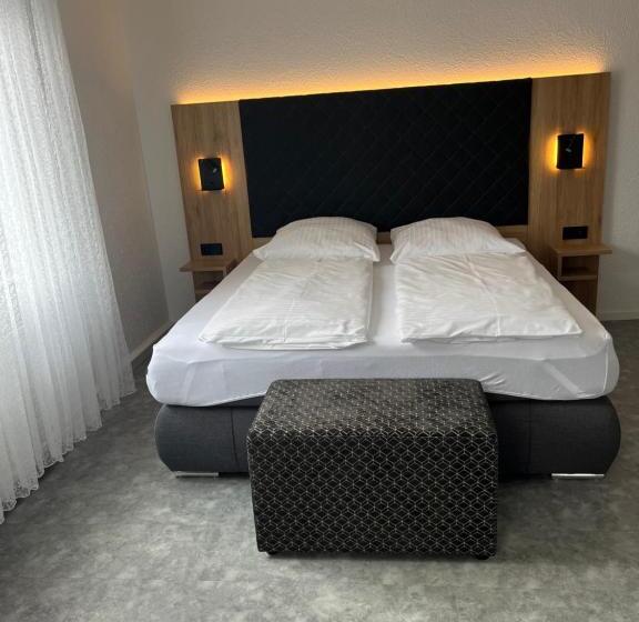 Coccobello In Der Villa Foret