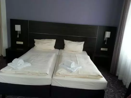 酒店 Bonhoefferplatz Dresden