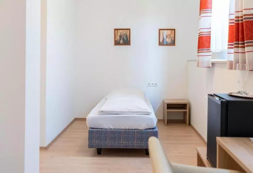 فندق Am Römerplatz