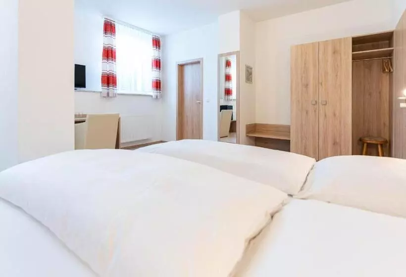 فندق Am Römerplatz