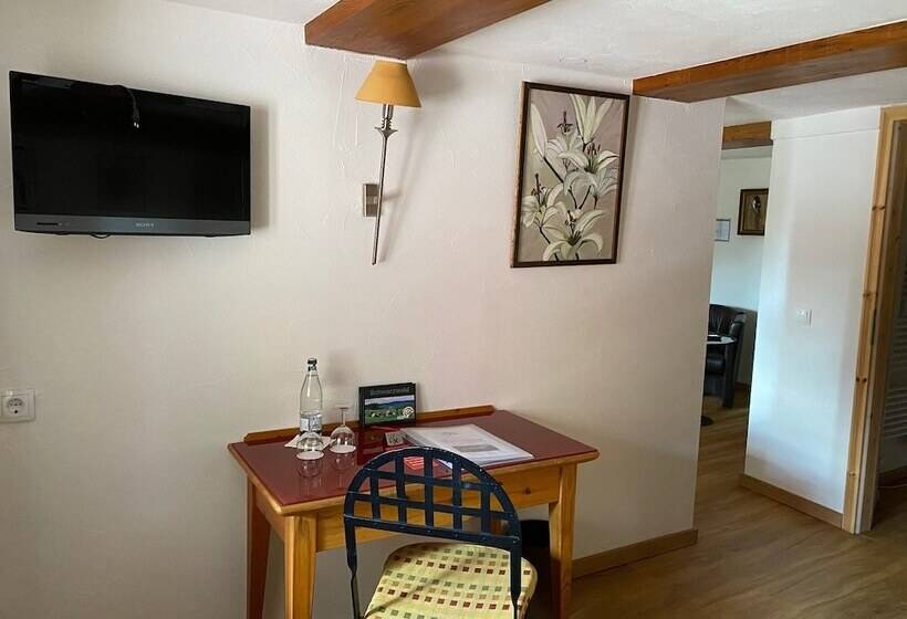 בית מלון כפרי Hirschen Menzenschwand