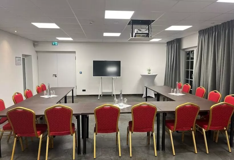 בית מלון כפרי Landgasthof Zur Burg Grenzau