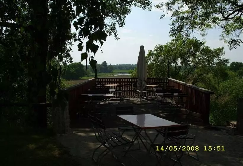 酒店 Schützenhaus