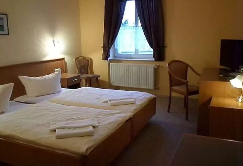 酒店 Schützenhaus