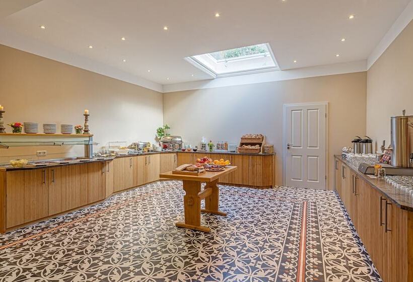 Отель Weinbergschloßchen