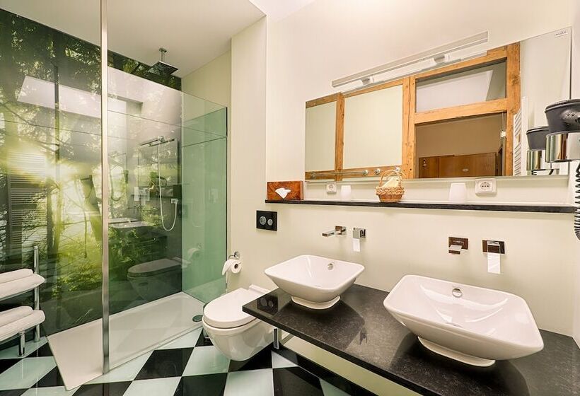 Отель Weinbergschloßchen