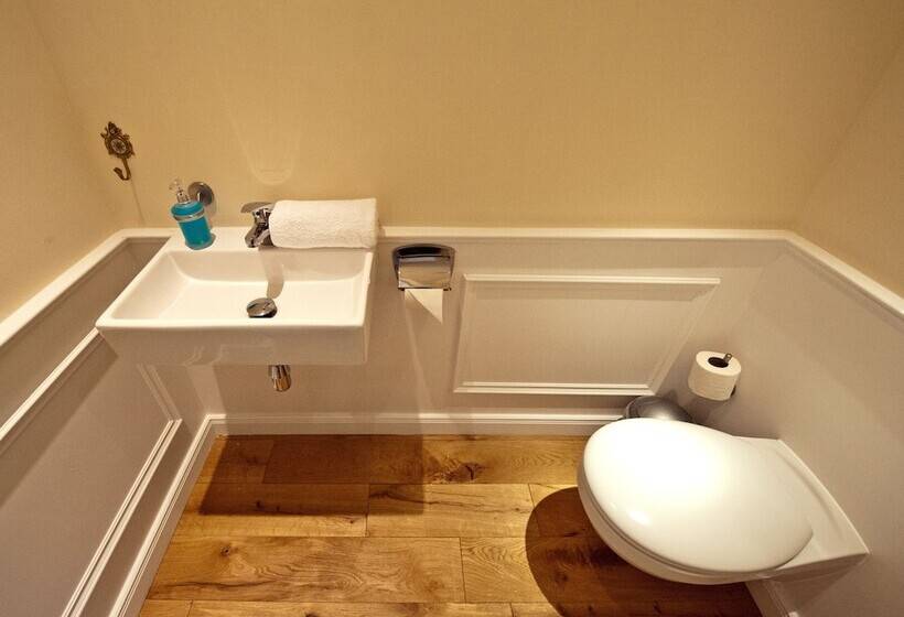 Отель Weinbergschloßchen