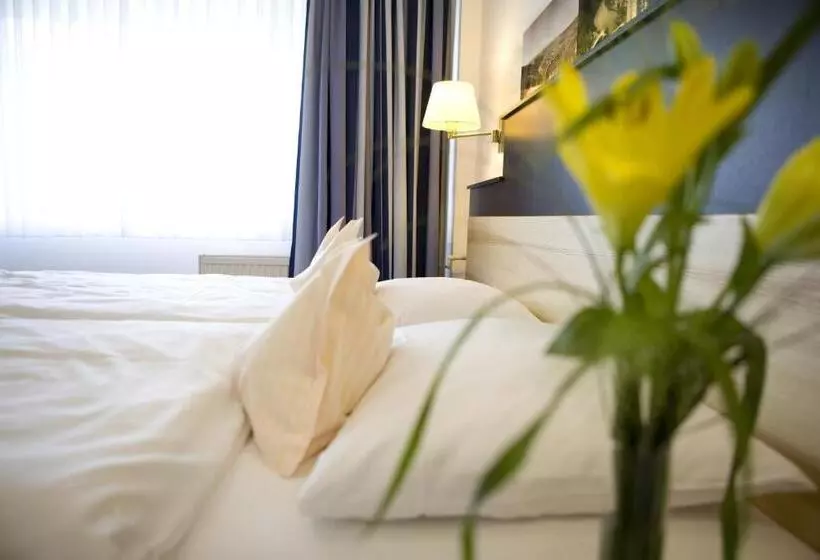 בית מלון כפרי Weis