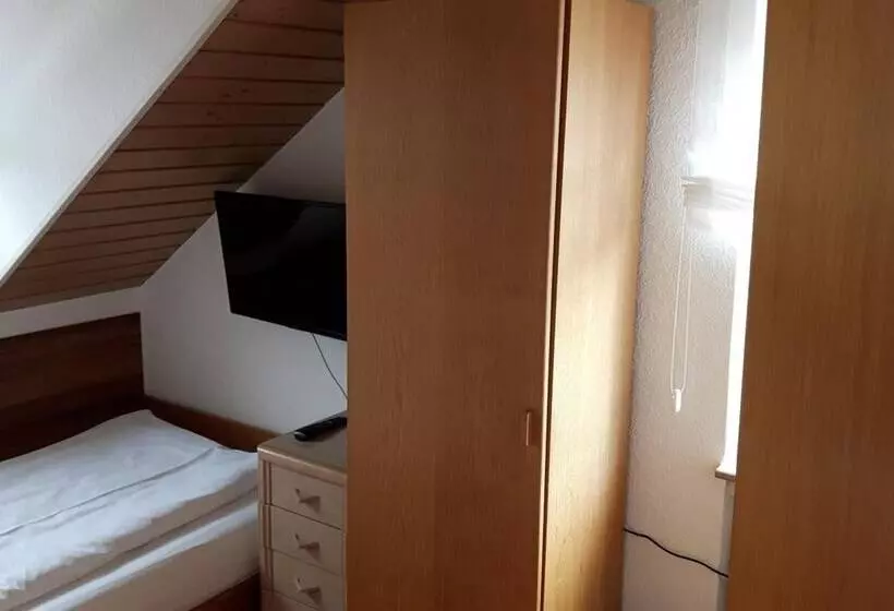 Пансион Gasthof Rossle