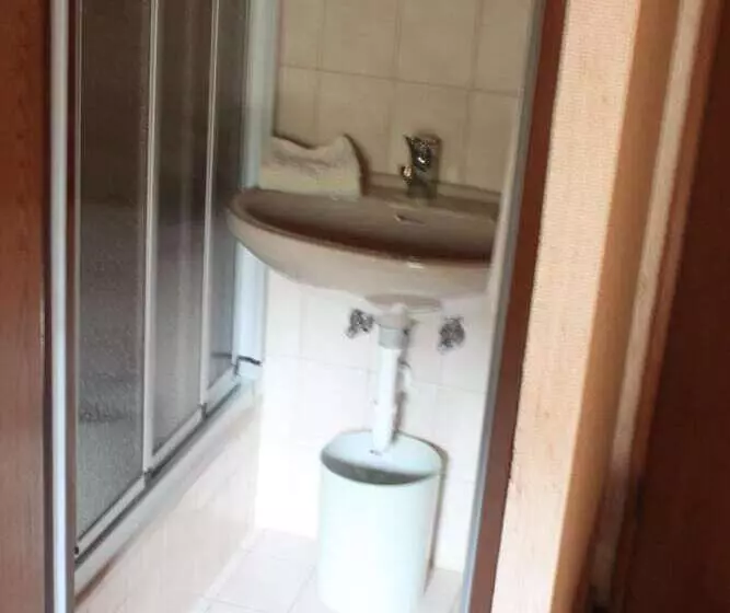 پانسیون Landgasthof Wiesenmuhle